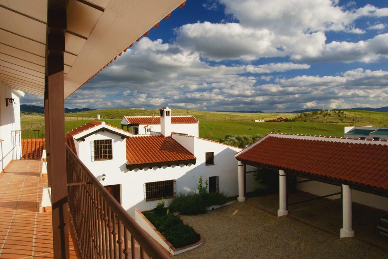 Gasthaus C.Rural Huertadeltiocruz Mestanza Exterior foto